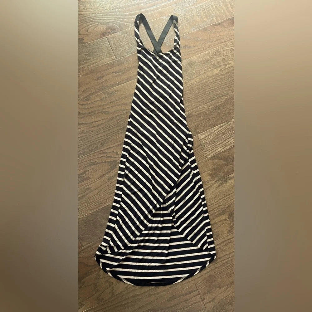 Venus Open Strappy Back Maxi - Picture 3 of 5